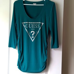 Guess top